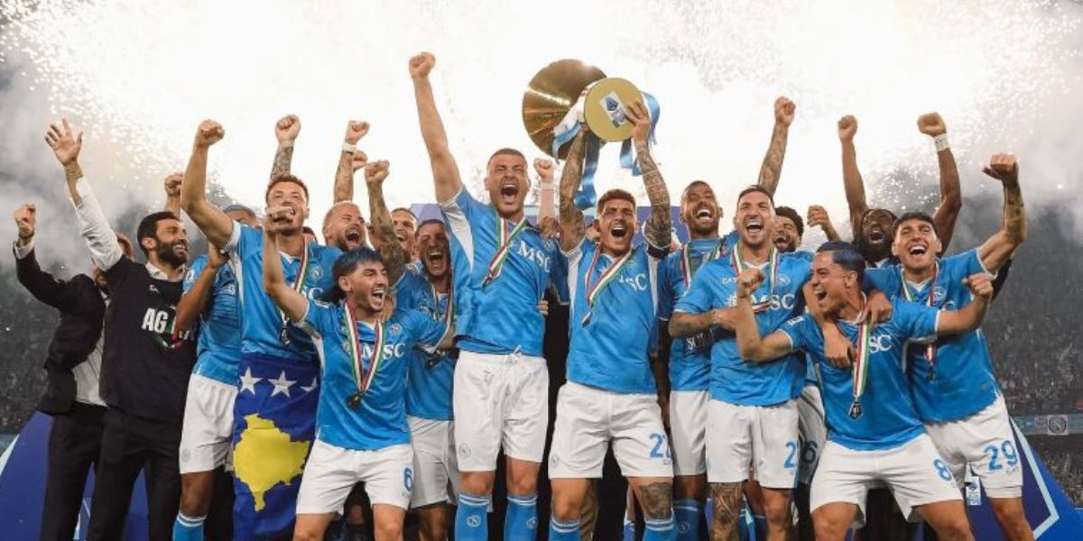 Il Napoli festeggia il quarto scudetto della storia