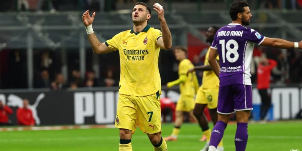 Gimenez in azione durante Milan-Fiorentina